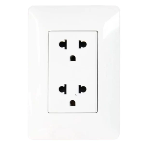 Tomacorriente Doble Universal + Línea Tierra BM1208TR OPALUX