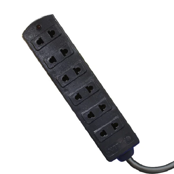 Extensión eléctrica  5mts "Opalux" con 6 de tomacorrientes color negro